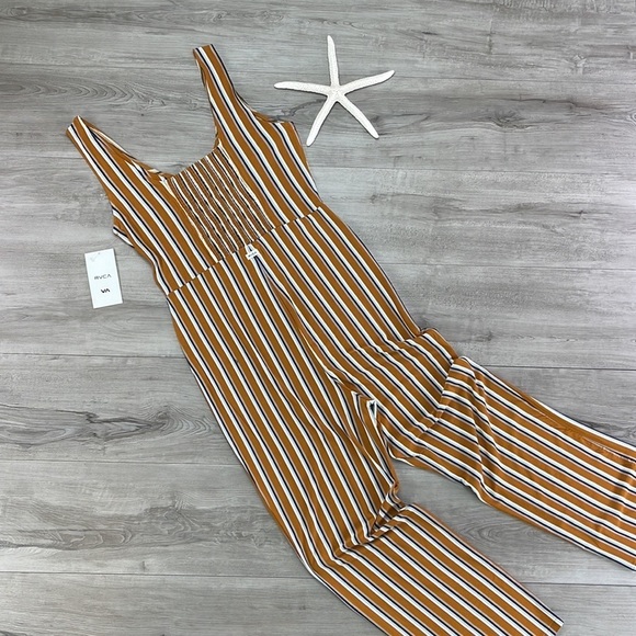 🔆RVCA🔆CARLTON JUMPSUIT - Picture 9 of 16